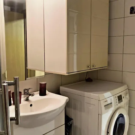 Apartman 1913 *